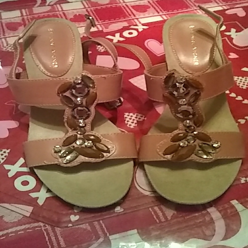 Etienne Aigner Wedge
